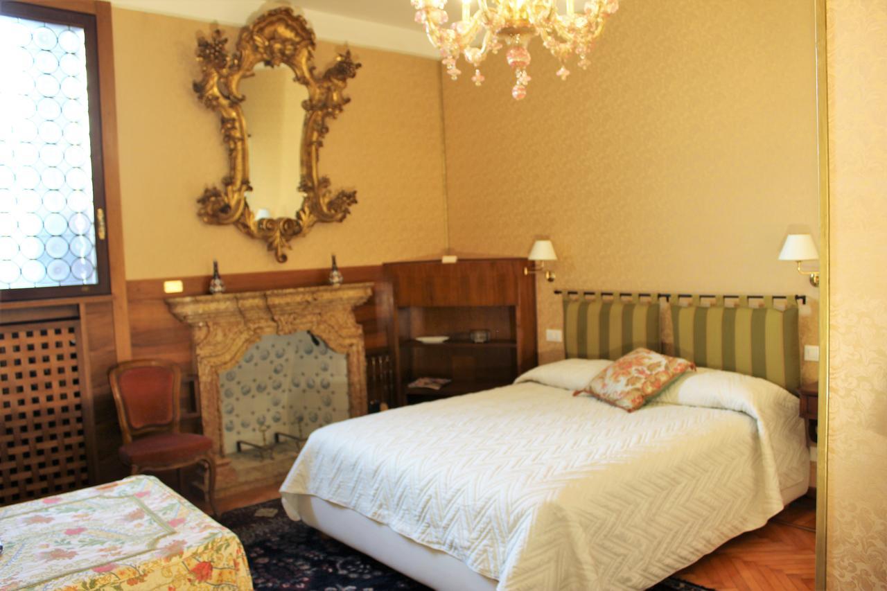 Bed and Breakfast Residenza Ca' Corner à Venise Chambre photo